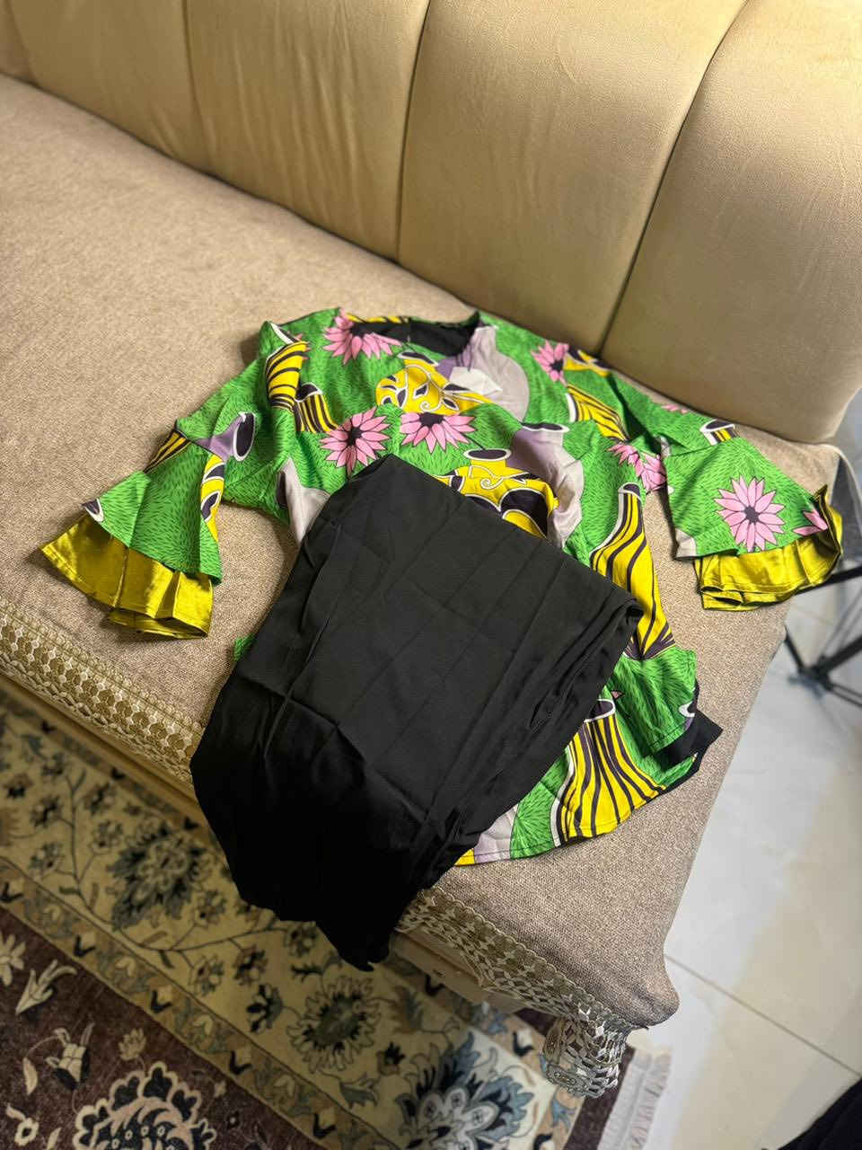 ملابس شي ان نسائي شلعه ٨٠ قطعه ب100 الف القطعه جوه الالف ونص تطلع عليك


**إذا كنت صاحب هذا الإعلان وتريد حذفه لأي سبب، رجاءا أرسل رسالة إلى الدعم الفني**