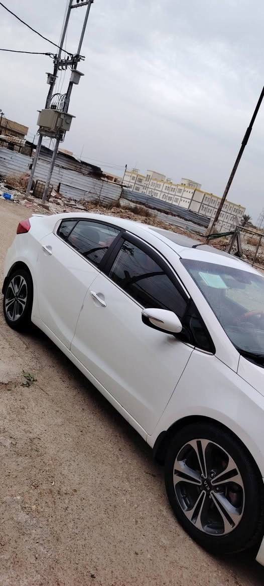 سلام عليكم
سيراتو 2014 فول سياره واحد على واحد
مكفوله من صبغ والتبديل
مكان بابل هاشميه
***********
