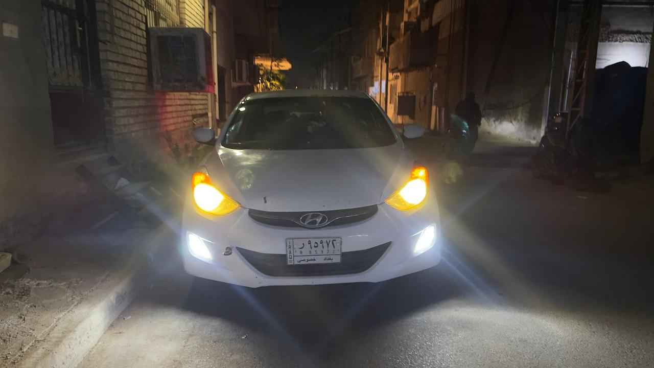 النترا 2013 وارد امريكي 
‏  
‏ضرر باب وجاملغ جهة السايق وارد 
‏ضرر بالعراق قبق جنطة وجاملغ خلفي 
‏وطخات معمرات موضح بالصور 
‏
‏رقم بغداد مشروع وطني بإسمي 
‏لون أبيض  
‏كشنات تدفئة
‏تدفئة وتبريد 
‏نظام ايكو 
‏مانع انزلاق 
‏ تخم تايرات جديد 
‏
‏السعر 95  ورقة وبي مجال 
‏
‏للتواصل : *********** متوفر واتساب بغداد, العراق
