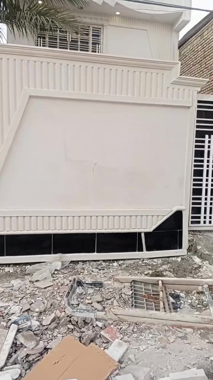 سلام عليكم
كادر عمل واجهات فوم +ماده 
حالين متواجدين ب لعماره 
تصال ***********
واتساب،/تصال/ ***********
