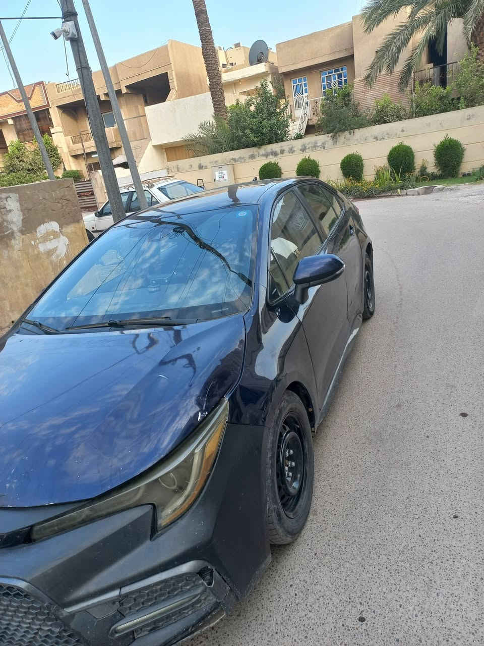 كورلا موديل ٢١
كير مكينه مكفول 
سياره بيها قطع صبغ ابيع احزام
ماشيه ٨٣ 
رقم معوقين 
سعر ١٢٠ وبيها مجال بصيط
مكان بغداد النهروان
***********
سونار السياره موجود بلمنشور
