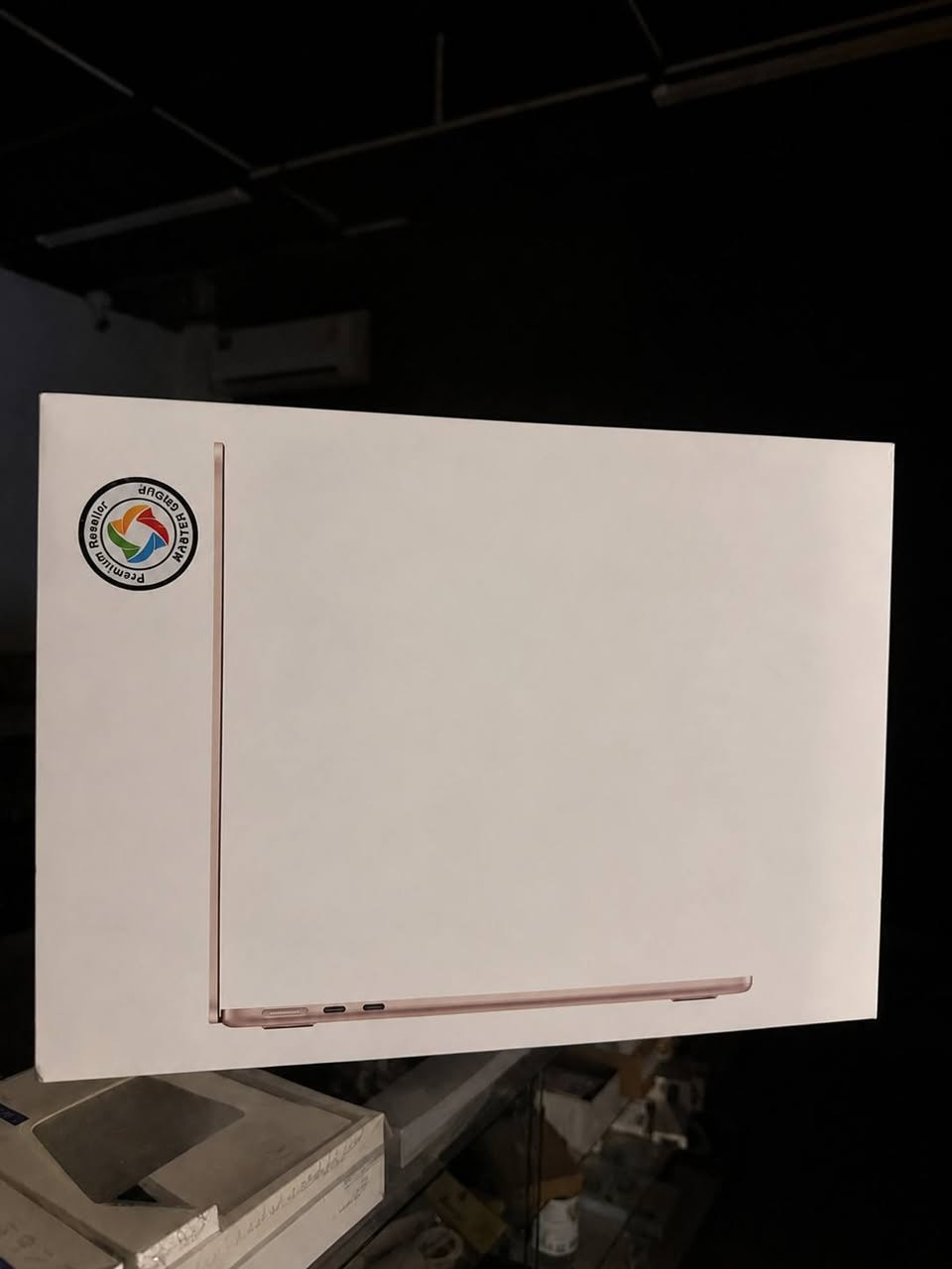 macbook Air m4 13
13 inch
16/512
جديد شرق اوسط ضمان سنة
لون ستارلايت

للأستفسار ارسل رسالة

سوي انظمام حت تشوف البقية 👇🏻
https://t.me/wolf_store_iq

متوفر Macbook Air m4
15 inch
16/256

متوفر ايضًا :  Air m4 13 
16 /512 

Macbook Pro m4 14 inch متوفر 

16/512 

متوفر ماوسات جيل 3 اخر اصدار مستخدم نظافة 100‎%‎  مع علبة وبدون كيبل.

متوفر ادابترات شواحن من 29 واط الى 140 واط اورجنال اصلي فقط مع كيبلات التايب سي والمغنتك. 

للطلب والأستفسار ارسال رسالة 

قناه التلي انشر بيها ماكات انظموا الها
https://t.me/wolf_store_iq

تيك توك
www.tiktok.com/@wolf.wiq
انستا
https://www.instagram.com/wolf.wiq/profilecard/?igsh=MXdpZG5maTQ5N3p1ZA==


**إذا كنت صاحب هذا الإعلان وتريد حذفه لأي سبب، رجاءا أرسل رسالة إلى الدعم الفني**