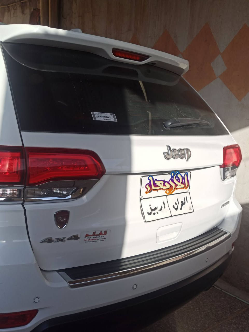 السلام عليكم... 

للبيع جيب 2019 خليجيه لمتدد فول مواصفات بانوراما تشغيل عن بعد رادار امامي وخلفي تبريد فول    السعر 248 وبيه مجال    والسونار ادناه. للتصال فقط: *********** 
المكان: حله شارع ستين
