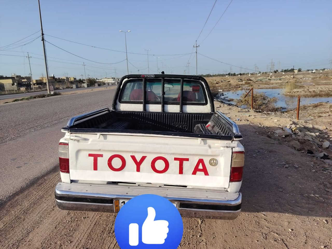 سلام عليكم هايلوكس للبيع موديل 2004 مكفوله كفاله عامه من ضربه
وتبديل لمحرك لا ينقص ولا يبخر رقم نكليزي بصره 
مكان ناصريه رقم الهاتف***********
