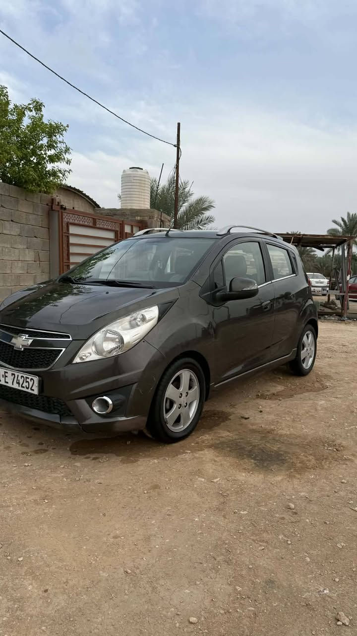 سلام عليكم 
شوفر ليت سبارك للبيع 
سياره جاهزه حداديه تدفئه تبريد 
رقم بغداد دولي 
مكان سياره كربلاء 
مامتواجد بل فيس 
***********
