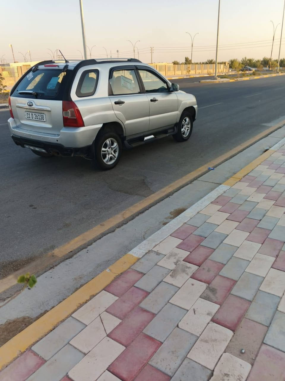 السلام عليكم سبورتج موديل 2010 مكينة 2000 دوش خليجي تبريد تدفه تخم تاير حداديه خلفي امامي جديده كهربائية فول شغال سياره صبغ عام جماليه تحويل مباشر رقم نكليزي بغداد سعر 73 وبيه مجال بسيط العنوان كربلاء ***********
