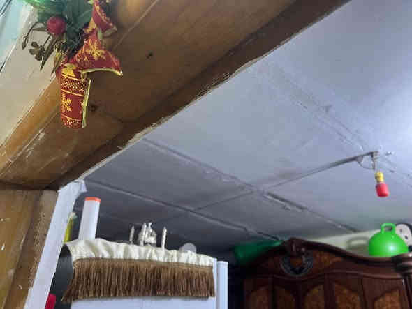 سلام عليكم ورحمه الله وبركاته دار للبيع في ابي الخصيب العوجة غريب لسايدين مال العوجة .   طابو صرف زراعي تحويل بسم المشتري البيت يحتوي على ثلاثة غرف نوم وصاله ومطبخ وحمام داخل وخارج وديوان وكراج سياره المساحه الكليه 355 متر السعر 120 بي مجال الاستفسار اتصال على الرقم ***********
