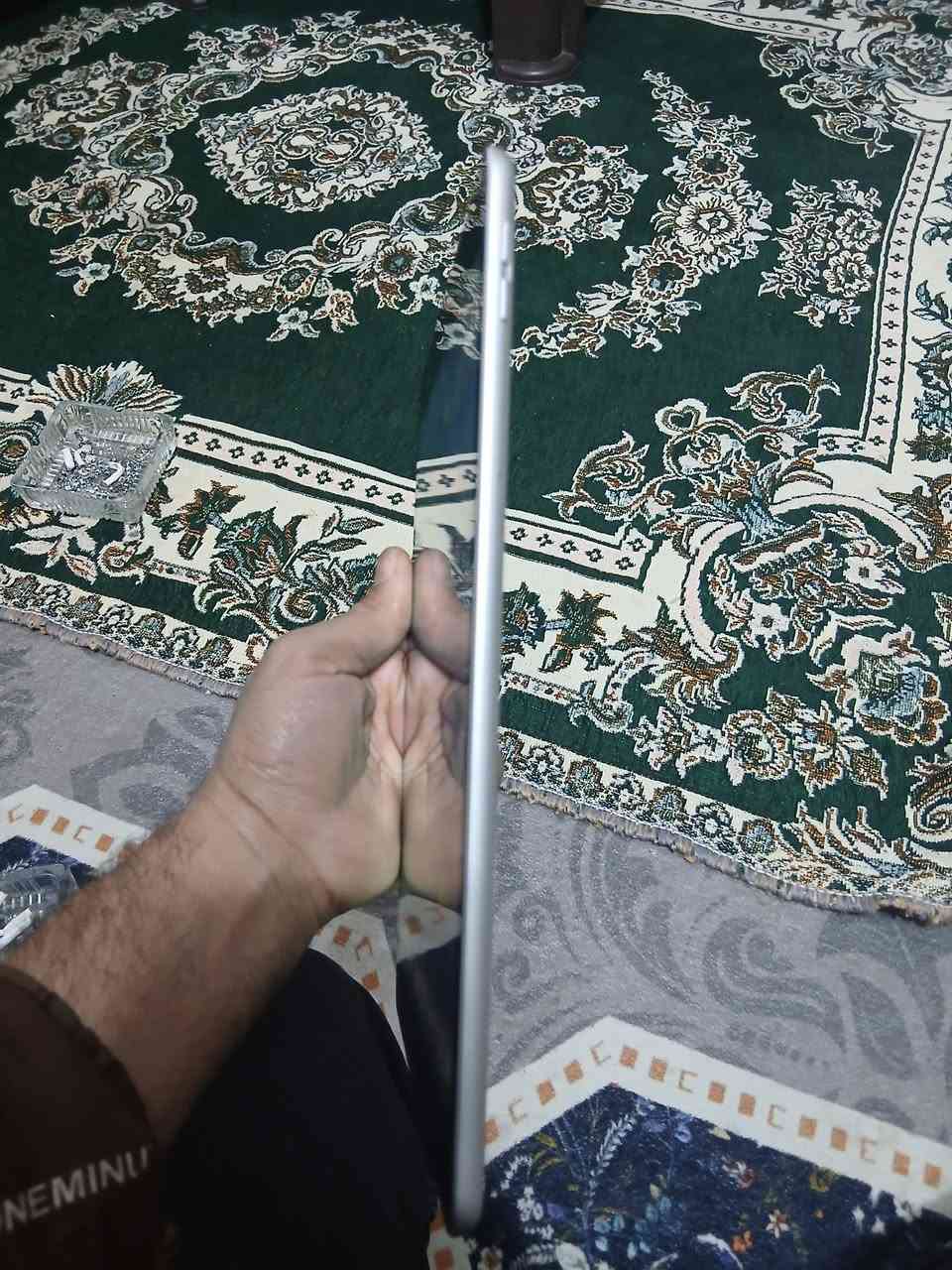 سلام عليكم ايبات 9 طخه زغيره بل ضهر ماثره ابد السعر 190 وبي مجال حك الجيه رقم هاتف *********** ويتساب موجود
