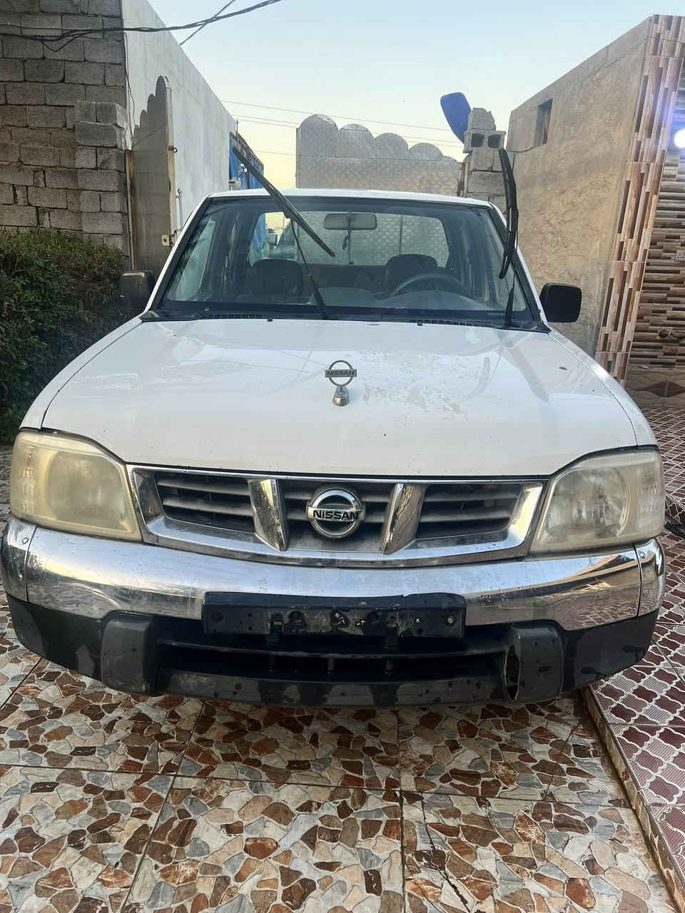 سلام عليكم 
اخوان الاعزاء نيسان 2006 للبيع او مراوس رقم بغداد 
تفاصيل : بيه ضرر فقط جامرلغ امامي بدون دواخل سياره كامله مكمله خير من الله بيه جراد كلش بسيط 
السعر : التواصل ع هذا الرقم صاحب السياره ***********
