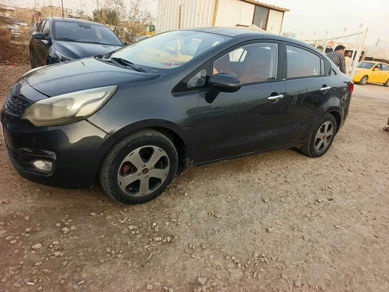 السلام عليكم
كيا ريو 2013
خليجي
مكينه1600
مكينه وكير شرط النضافه
تخم تاير حداديه جديده
رقم مثنى
غرفتها نضيفه ومدوشمه 
تبريد تدفئه
بيها بنيد مبدل وجاملغ وباب خلفيات صبغ بدون ضرر 
باقي التفاصيل عالرقم
مكاني الديوانيه الحمزه الشرقي
سعرها 70 وبيها مجال
***********
***********
