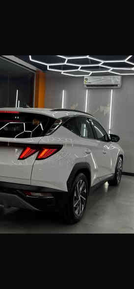 السلام عليكم توكسان 2024 خليجي للبيع السياره مبدل جاملغ امامي فقط السياره جديده ونضيفه بدون صبغ ماشيه 43 الف كيلو مناقصها اي شي فول مواصفات قماره حديد مسويلها بولش حمام داخلي والجام مغلفه عازل حراري السياره بااسمي تحويل ثاني يوم السعر21/5الف دولار عنوان بغداد للاستفسار *********** عنوان بغداد المنصور
