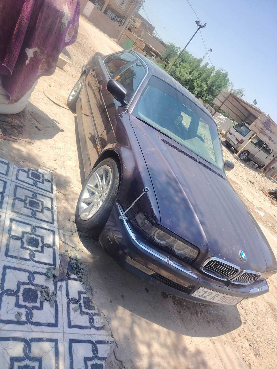السلام عليكم بي ام 740 موديل ٩٦ محدث 2000سياره بدون حادث كير مكينه تبريد كلها كفاله كهربائيات كلها شغاله عارضها ٨٠ وبيها مجال مكاني بغداد قرب بسمايه وذا مراوس بتكسي عادي ***********
