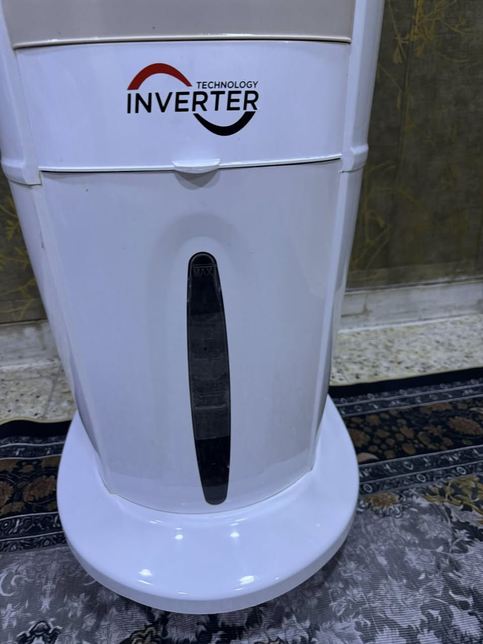 📢 للبيع: مبردة عمودية ذكية من ماركة KENWOOD الأصلية
النوع: إنفيرتر (INVERTER) اقتصادية جداً وموفرة للطاقة. نظام التحكم: لوحة تحكم رقمية تعمل باللمس بالكامل (Touch Screen) سريعة الاستجابة. الحالة: مستعملة بحالة ممتازة جداً وشغالة 100%، نظيفة وشاشتها واضحة (كما في الصور). المميزات: تبريد قوي، موفرة للكهرباء، سهلة التنقل بوجود العجلات السفلية، مظهر عصري وأنيق للغرف والصالونات.

السعر (375)

المنطقة البلديات


**إذا كنت صاحب هذا الإعلان وتريد حذفه لأي سبب، رجاءا أرسل رسالة إلى الدعم الفني**