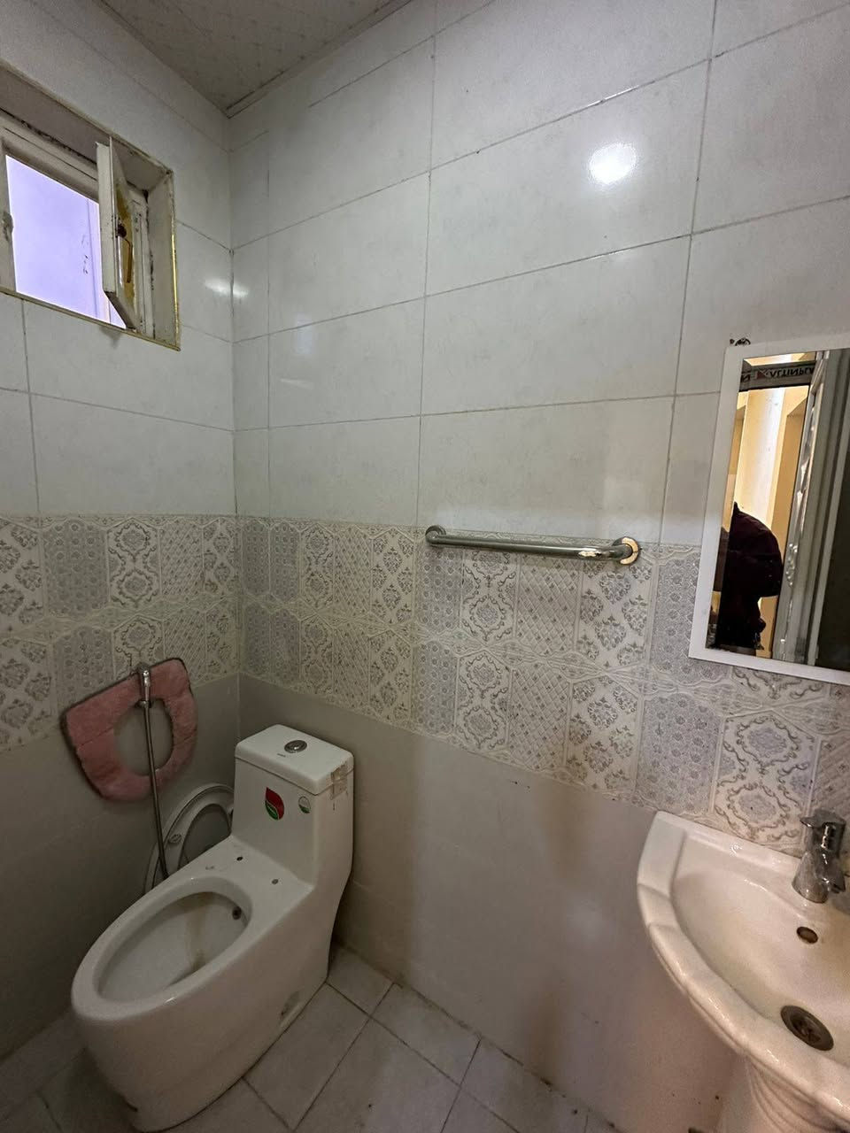 للأيجار في #السيدية 📍
شقه طابق اول مودرن مساحه 150 متر 🔶

تحتوي على مدخلين 2 نوم وصاله ومطبخ  وخدمات عدد 3 ✅

موقع السيديه شارع التجاري 📍

الايجار  700  الف قفل 🔒 
______________________________________

للأستفسار اكثر تفضلو بزياره مكتب الطائي للعقار 💎

السيديه شارع المركز عماره شركه السراب للمطابخ ✔️

او الأستفسار ع الارقام ادناه 📞↘️↘️ (متوفر واتساب )📌🔛
***********
