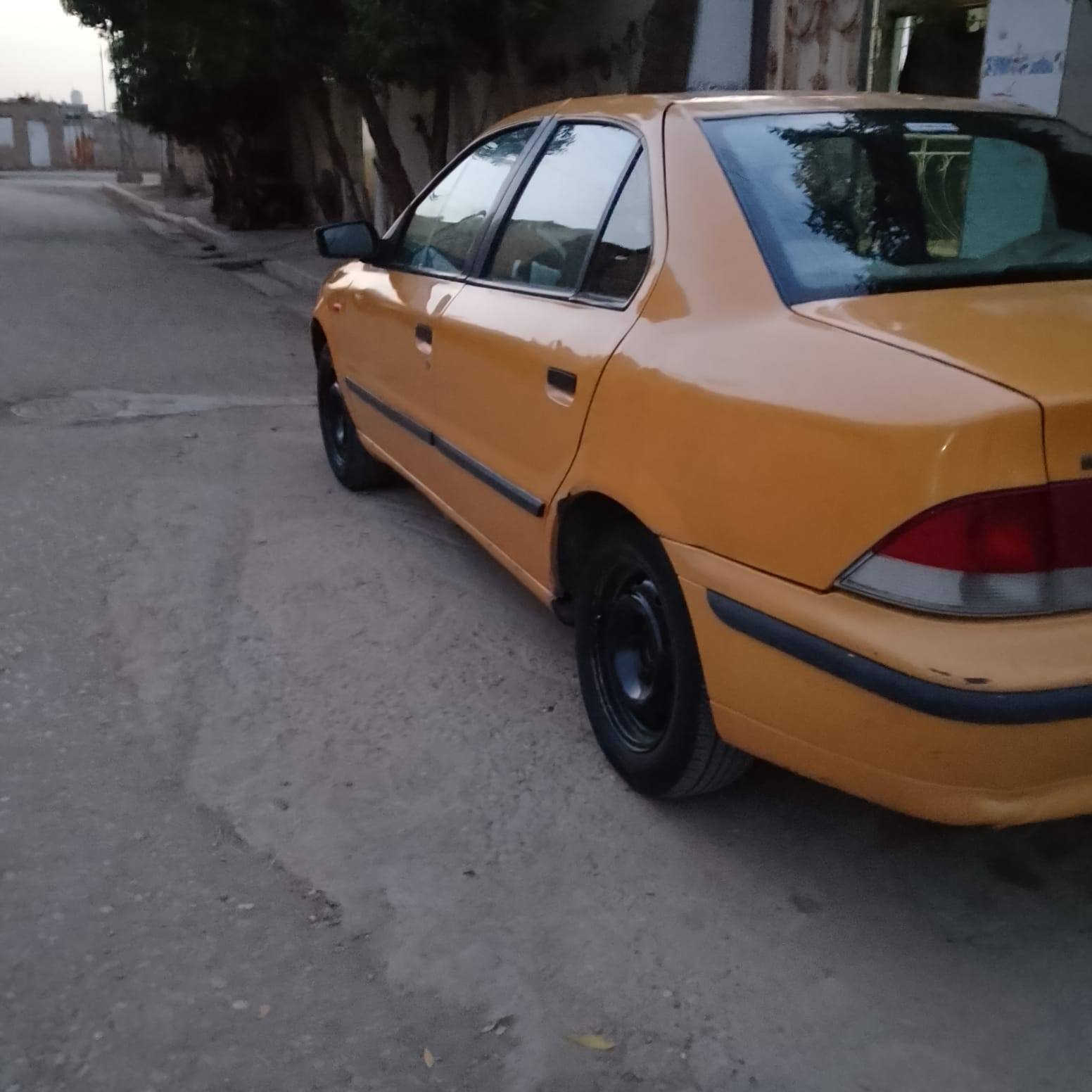 السلام عليكم سمند للبيع موديل ١١ مصفره هيئه وغرامات سنويه لحد ٢٧ رقم ميسان سياره حلوه عوزه ترتيب وبيه ملاحضات دوس وهلالات جبن مكينه وكير سياره حلوه معروضه ٢٨ الشراي رقم راعيه اني مكلف استفسار اكثرر اتصال *********** سعد الدبي
