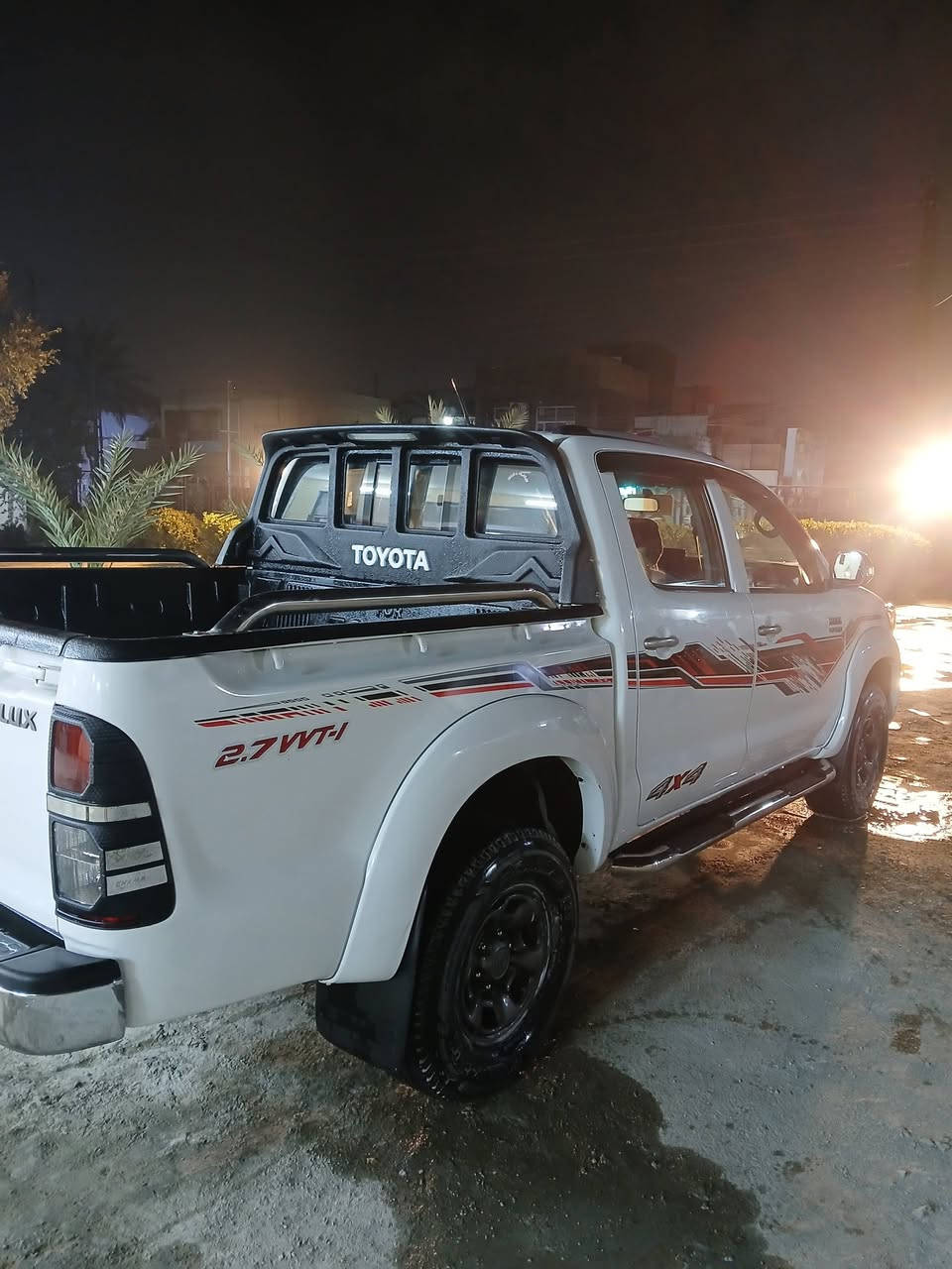 السلام عليكم من رخصة الادمان بيكم تويوتا موديل 2014مكفولة كفاله عامة مكينة اوكير كشر كفالة عامه  مامفتوحة بية اي برغي تخم تاير جديد
ياباني سعر 245 ورقة  رقم بغداد تحويل الثاني يوم بدون مراوس بيع فقط سيارة جديدة رقم هاتف *********** العنوان بغداد
