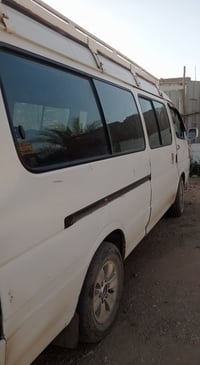 سياره جنبي ناصي للبيع موديل ١٤ رقم انكليزي مصفره هيه ومرور السعر ٨٠ ال...