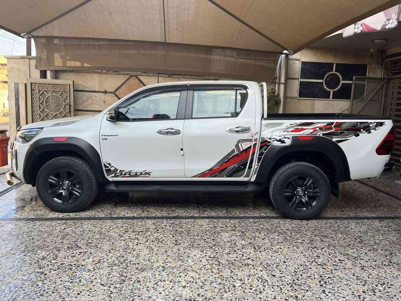 بيكم فور ويل 2024 شركه ساز ام الضمان فول مواصفات 6 سلندر كفاله عامه عدا رصعه زغيره بلجاملغ الامامي وطلعت بارد جدا قيل ماشيه 14 باسمي 
***********
السعر 410 
بغداد الزعفرانبه
