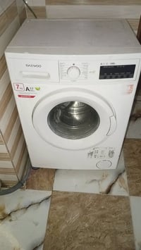 غسالة اوتماتيك • نضيفه • عيب بسيط