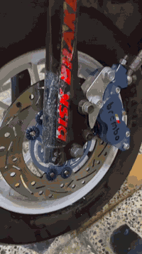 سلام عليكم عدله للبيع كفاله ما عده الكفر مكينه مكفوله شاصي مكفول الدراجه مكفوله من كلشي بس ما عده الكفر 
أكفلك سرقه و اكفلك بكن دخان تنقيصين كلشي  
بيه نواعم يدات 
وياله 
بدأت +يدات بانزين 
صلنصه 
قبق هندر 
فج ٤بساتمن و صينيه و براغي سبع ألوان 
معروضه ب٨٥٠ و بيه مجال للطبين
مكاني بغداد البياع 
رقمي 
***********
