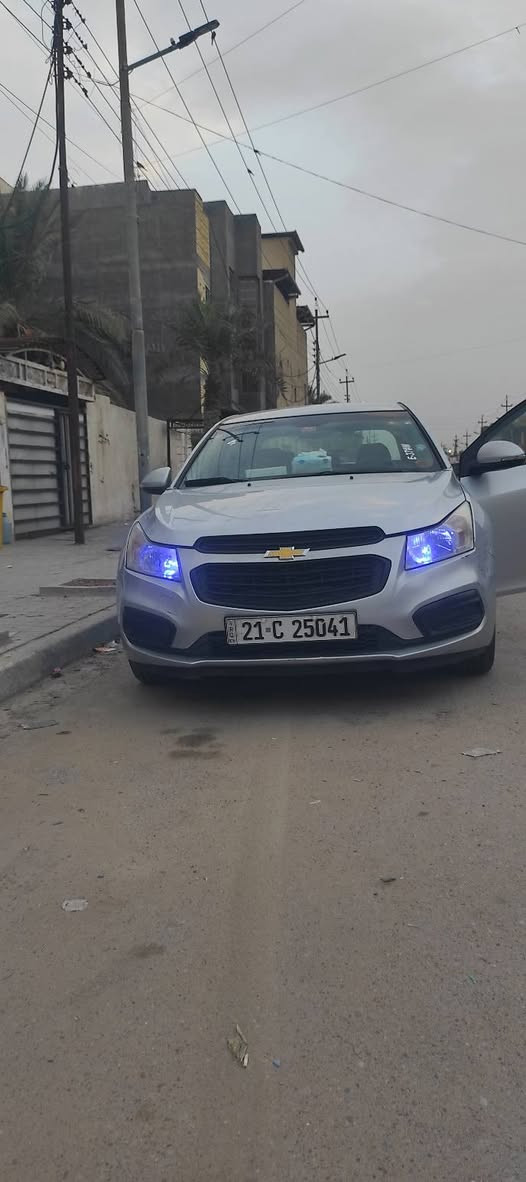 كروز وارد خليجي محرك 1800 تنفس طبيعي
موديل 2016
رقم سليمانيه دولي 
تحكم ستيرن لايت زنون 3 الوان شاشه ترحيب واعطال ويل كب بيها قطع صبغ وبارد 
صندوق مبدل يحتاج صبغ 
السعر 85 ورقه وبيها مجال أو مراوس حسب القناعه 
*********** مكان السياره البصره
