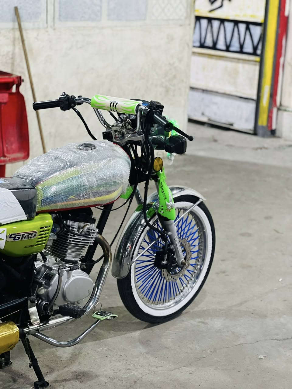 يالله
السلام عليكم للبيع تايكر 4كير محرك 125 ممفتوح نشاط فول موديل 2024 

تايرات جدد كهربائياته شغاله دراجه حلوه حيل السعر 750وبي مجال 

مكاني رمادي شارع40

للستفسار***********
