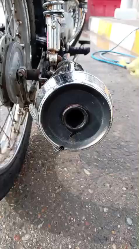 دراجه ايراني اوراق اصولي السعر600وبيه مجال حك الجيه الموشراي لايكسر بسعره رقم الهاتف ***********
