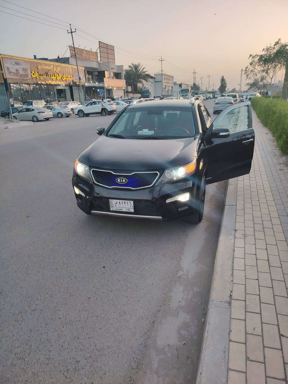 سورنتو للبيع او مراوس بأقل صاحب السياره محتاج فلوس عنده بناء سورنتو موديل ٢٠١١ وارد أمريكي محرك ٦ سلندر ٧ راكب ٣قطع تبريد فول بصمه ومواصفات كير محرك تبريد خير من الله مكان السياره الحبانيه السيسي السعر ١٤٢ وبيهه مجال باقي التفاصيل


**إذا كنت صاحب هذا الإعلان وتريد حذفه لأي سبب، رجاءا أرسل رسالة إلى الدعم الفني**