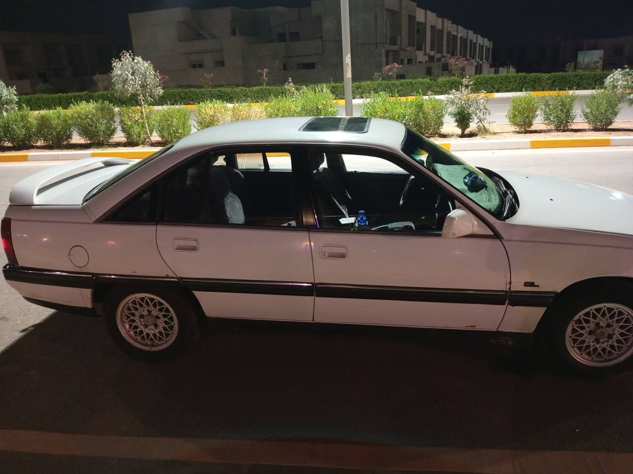 السلام وعليكم
اوبل اوميكا توماتيك تدفئة تبريد رقم نينوى الماني سنوية 2029 شرط الوكالة والتحويل بدون صبغ ولا ضرر
طخم تاير جديد باتري جديد كير محرك شرط
السعر 39 
التواصل على الرقم ***********
