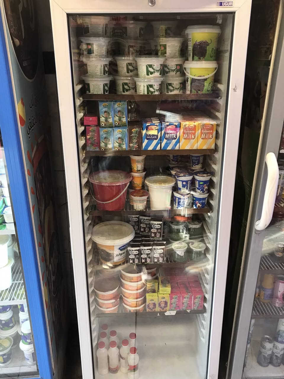 سلام عليكم ورحمة الله وبركاته عارضه ايكور تركي اصلي درجة أولى شرط التبريد وتجي وشوف بعينك 
سعرها 250مجالها جداً بصيط 
مكاني بغداد الشعلة قطاع الاول 
رقم الهاتف ***********
