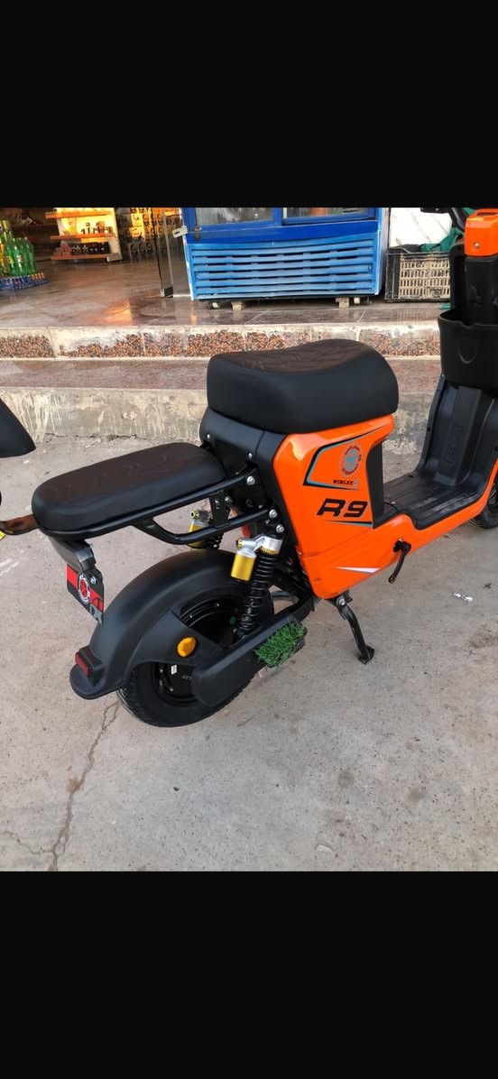 سلام عليكم 2025 دراجه r9 سعر 500

بلوتوث لد متحرك لايت زنون بيها بك و٦ بطاريات
مكاني بغداد متوفر خاص او واتساب***********
