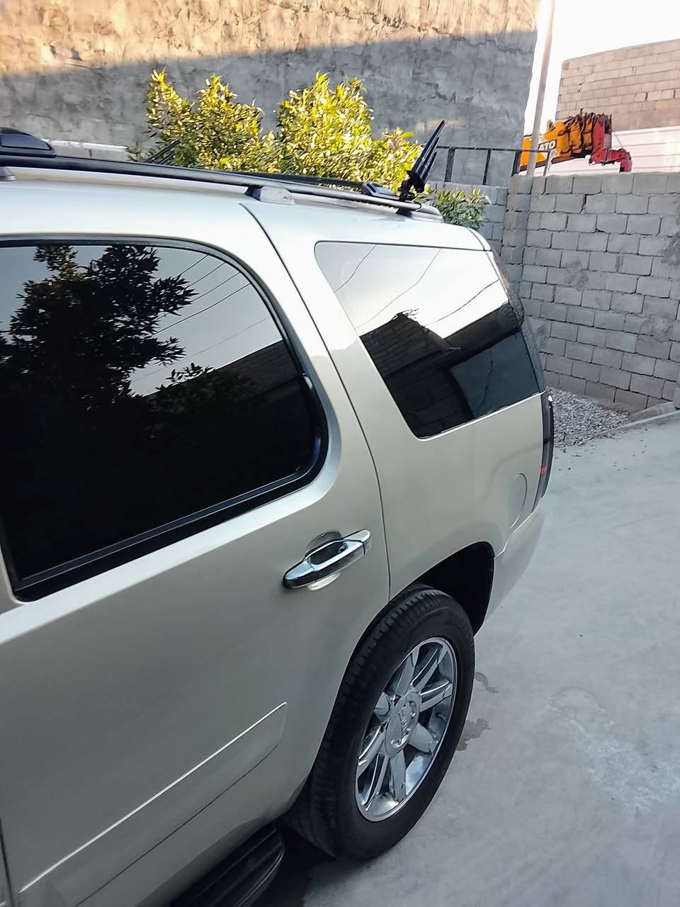 سلام عليكم 

يوكن دنلي ادوات ادوات 2011

كفاله من الكصه ولسرقه والعشائر وضربه 

داخل عسلي ملكي المرغوب 

حداده 100/100  

مكينه 5300 المرغوب 

ويل دنكه 

مكينه وكير وحداده كله جديد 

شاشه كبيره 

لايت زنون 

السعر 83 💸 وبيه مجال رقم هاتف *********** 
عنوان البصرة 📍
