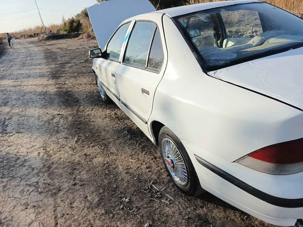 سلام عليكم. سياره سمند للبيع مديل ٢٠١٠ مابيه ضربه سياره نضيفه سعر ٣٨ وبيه مجال بسيط فقط المكينه بيه خيط بخار سياره جاهزه من حداديه وكشر ودواخل. رقم *********** مكاني سماوه قضاء الرميثة
