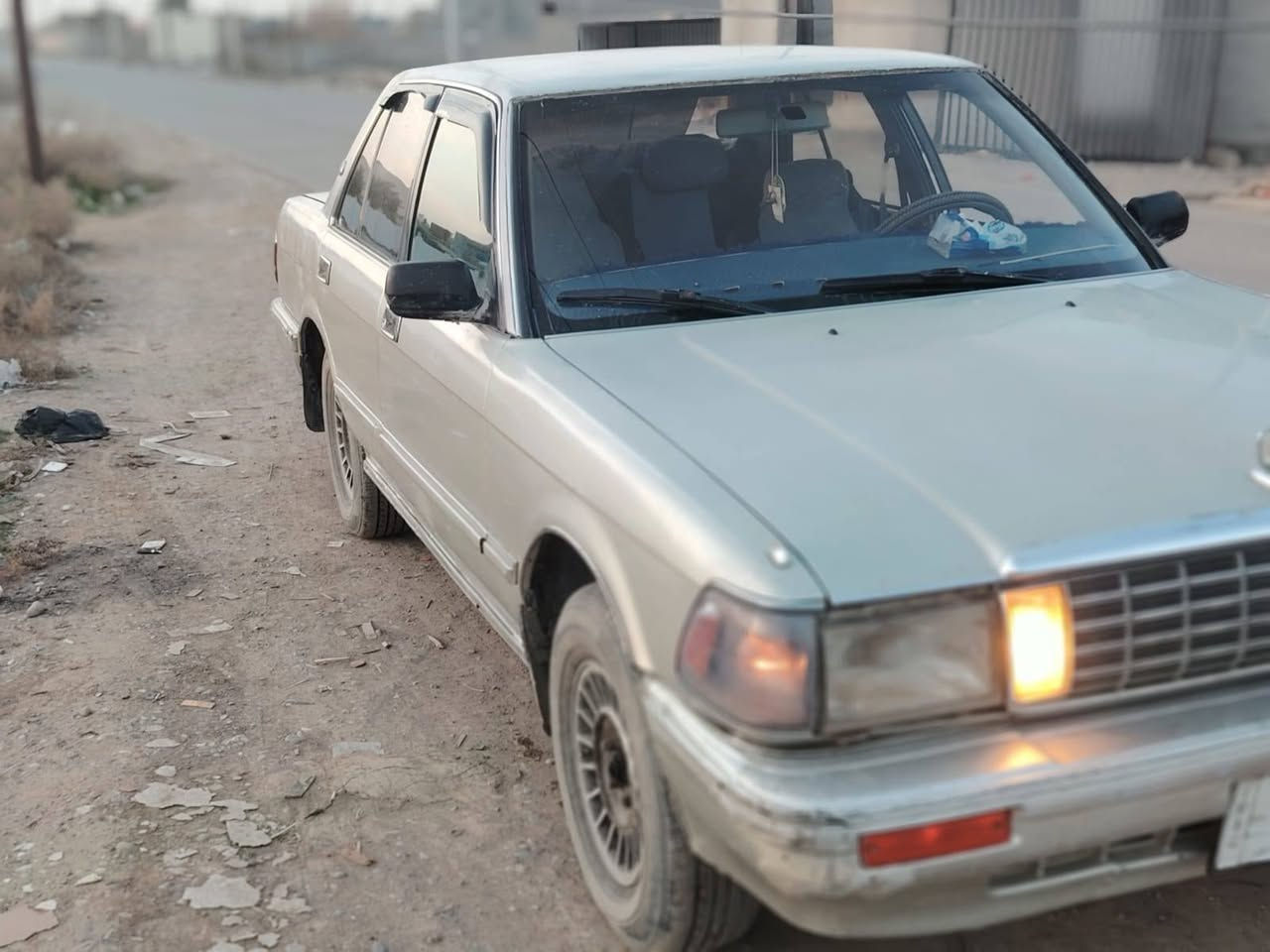 السلام عليكم سيدان موديل 91يسار اصلي محرك اوگير شرط مصبوغه جماليه كهربائيات كلهة  صدر جديد طخم تاير جديد شرط التحويل الوكاله رقم الماني السعر 50وبيها مجال مكلف بالنشر الاستفسار عالرقم  ) مراوسم مايراوس  ***********
