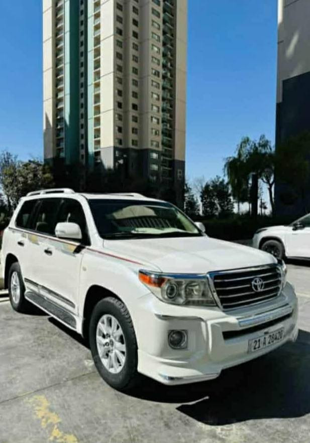 سەرتا بە ناوی خوای گەورە 
 توێتا لان کلۆزەر مۆدێل 2009GXR
گۆڕاوە بە 2014 نمونە لە جوانی بێ بۆیاخ سەنەوی تازە تا 2030 چوار تایە لۆک مەکینە گێڕ تەوقەو ڕەقە تەحویل وەکالە وغەرامە هەمووی بەشرت 163هەزار ڕۆشتوە   وەسفی ناوێت نازارە لە جوانی *********** میکینەی تازە تەشیفیتە 15گەڵای لێ دراوە کامل جائیز  جوابی کۆمێنت نادەمەوە تەلە فۆن بۆ ساحێبی بکە نرخ 280گەڵا تۆزێک مەجال حلبجة, السليمانية
