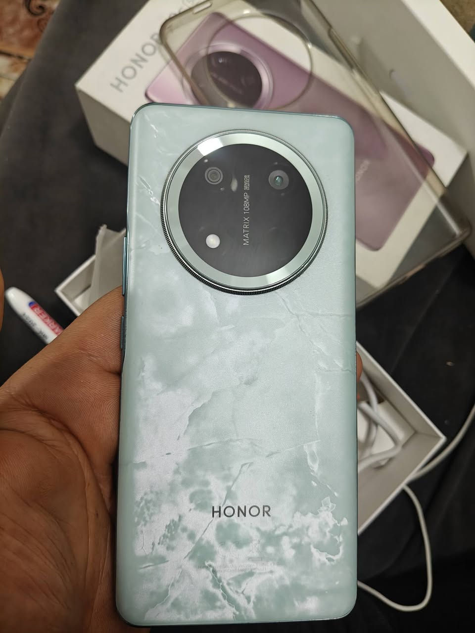 السلام عليكم
honor x9 c 
عشوائيه ١٢ مو ال ٨  يصير ب ٣٥٠ الجديد
مكفول بعده جديد هوه وغراضه من البيت تاخذه
سعره ٢٥٠ قفل من الاخير بدون عمله بس الشراي ب٢٥٠ يتصل مكاني الشعب ***********
