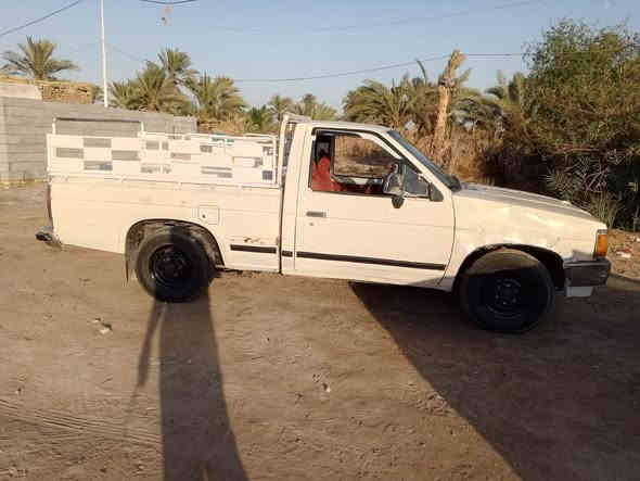 سلام عليكم سياره بيكم نيسان تك اللبيع نضيفه مكفولا كير ومحرك موديا 1991سيارات بسمي سنويه مجدده 2028ترهم مراوس بيكم دبل قماره هاذه رقمي ***********
