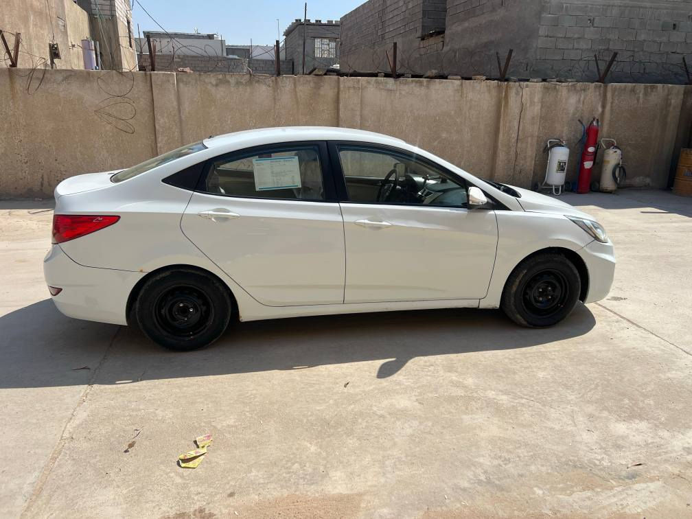 اكسنت خليجي 2015
محرك/ 1600
كير محرك تبريد حداديه مسويلها ادامه عامه  
بيها صبغ مكانات ابيع حزام 
عنوان البصره أبو الخصيب 
السعر 80 بيها مجال 
رقم الهاتف *********** البصرة, العراق
