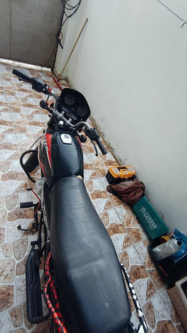 بوكسر 2022 زيرو بعدهة ماشية 3الف فقط مكاني ديالى بعقوبه 
مرقمه وكاملة سعرهة مليونين و200 (الدراجة زيرو مخزنه)  كفاله عاممه 

*********** اتصال 

*********** واتساب
