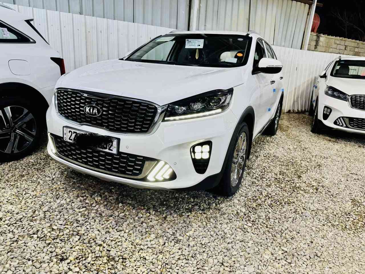 بس الي يدور جديد يتصل✔️
للبيع كيا سورنتو2020 رقم ذي قار   الرقم الجديد.هزه وسنويه جدد  تحويل مباشر سنويه جديده خليجي مكفوله كفاله سياره احلى من الصور✔️
ماشيه75 حقيقي شرط🔥

فول مواصفات 1/1قماره حديد ✔️✔️
بصمه تشغيل 
بصمه أبواب 
كشنات  كهرباء🔥 
5كامرات ب دقه 360 درجه ✔️✔️
ويل كروم 19 
سايد بريك دگمه✔️
كار بلاي✔️✔️
جنطه كهرباء ✔️
أشاره ب المري + شفط كهرباء✔️
شحن لاسلكي ✔️
ترحيب عند الاقتراب 
نضام عدم الخروج عن المسار✔️ 
بردات خلفيه بلاديه ✔️
تحكم ستيرن ✔️
مانع انزلاق وانحدار 
4وضعيات قياده✔️
مثبت سرعه
حساسات  امامي خلفي✔️
6 سلندر 3500cc✔️
7 راكب ✔️
3 قطع تبريد  ✔️
وبعد بيهه مواصفات غير مذكروه 
السياره جاهزه تبريد ثلج حداديه تخم تاير ✔️

مكان السياره الناصريه مركز❤️❤️
رقم الهاتف ✔️✔️

***********. الشراي يتصل ☎️
