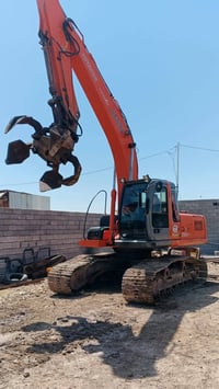 هتاشي ZAXIS 210 • ٢٠٠٦ • حالة الوكالة
