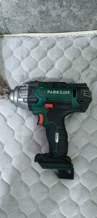 دريل • شغال • بدون ملحقات