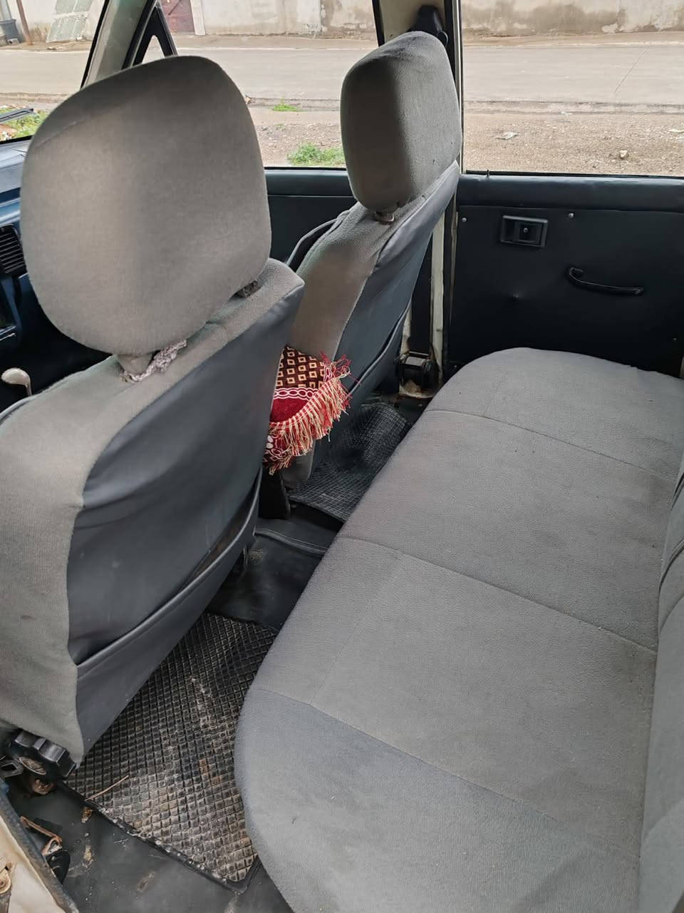 مستربوشي قذافي صياره نضيفه كير محرك أكسل تايرات صدر أمامي وخلفي كهربايات كيجات مشروع وطني نهايت ٢٠٢٧مكان كركوك شرط تحويل وكاله ترايك لبصره كوبون بنزين موجود سعره ٤٥مجال ***********
