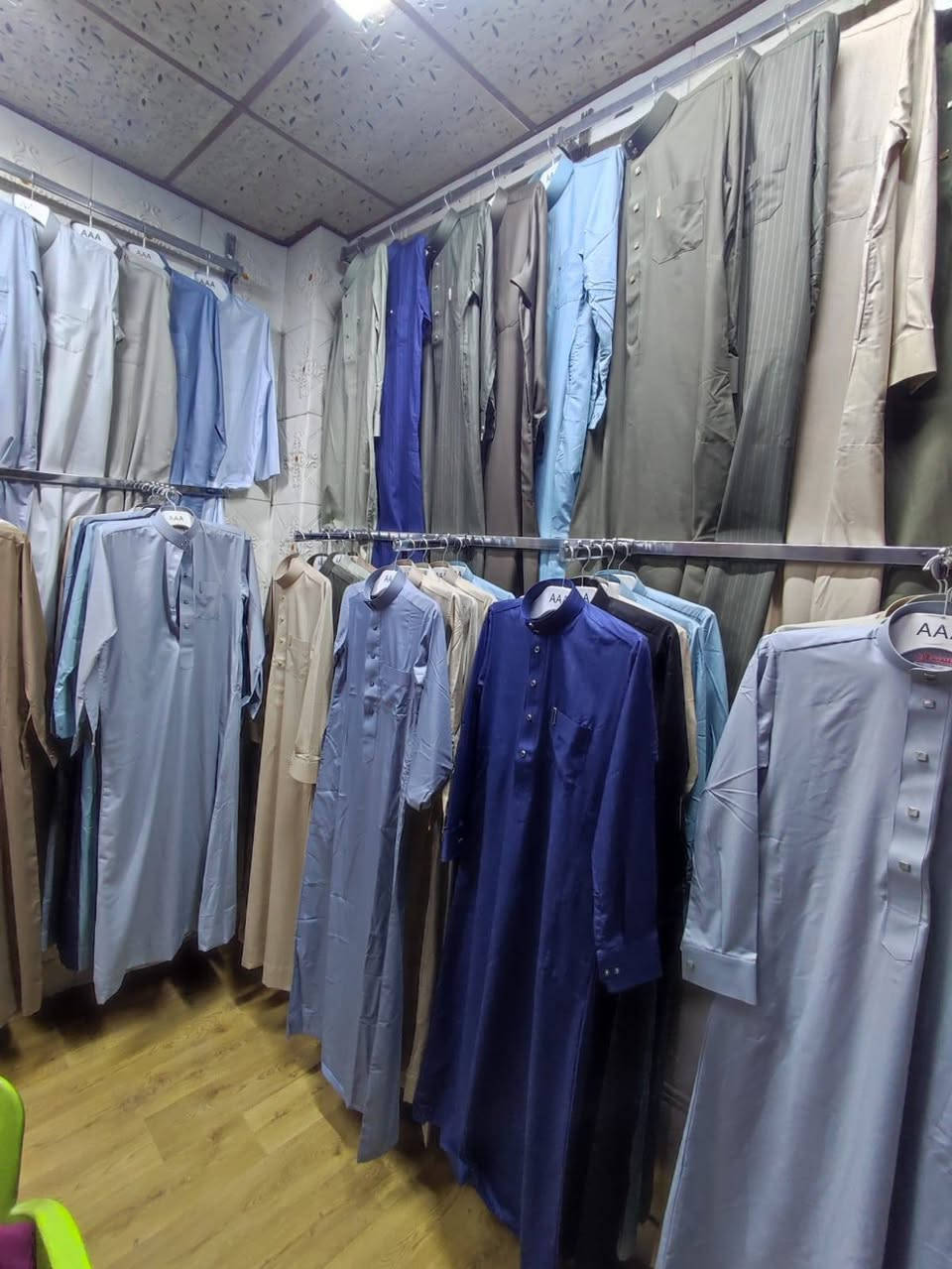 🔥 عرض مميز في #محل_العالمية_للدشاديش والألبسة الرجالية 🔥
إذا تبحث عن الأناقة والذوق الرفيع… مكانك الصحيح عندنا 👌
✔️ تشكيلة مميزة من الدشاديش الرجالية
✔️ موديلات حديثة تناسب جميع الأذواق
✔️ خامات ممتازة وأسعار مناسبة للجميع
لبس أنيق… سعر طيب… وخدمة ترضيكم بإذن الله 🤍
📍 الموقع: سوق بهرز
أهلاً وسهلاً بالجميع، نورتونا مقدماً 🌟


**إذا كنت صاحب هذا الإعلان وتريد حذفه لأي سبب، رجاءا أرسل رسالة إلى الدعم الفني**