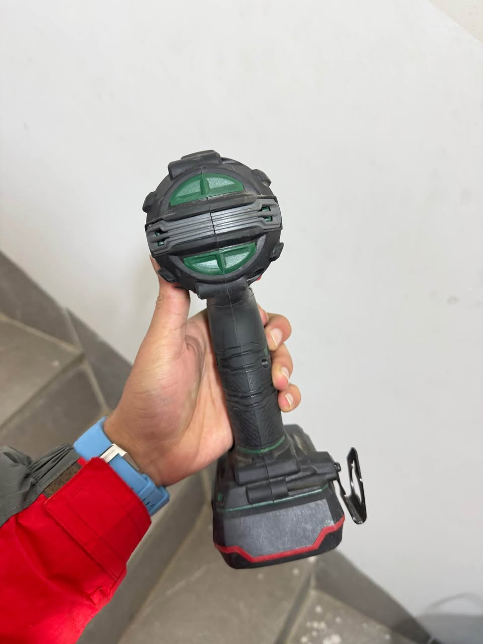 دريل لقمة شحن من ماركة بارك سايد PARKSIDE
دريل لقمة اصلي من شركة عالمية للبيع
وياها شاحنته و بطارية وحدة الاصلي + جنطته الخاص مالتها
عزم - ٤٠٠ نيوتن 
حجم كلش حلو
جميع ملحقات وياها
نضافة فوول واحد مستعمل جم مرة فقط
مع العلم سعر جديد مالتها ١٧٥ الف بسوك
ابيعها ١٥٠ الف و بيها مجال لطيبين ان شاءالله 
موجود توصيل شراي اتفضل خاص 
شرط الفحص توصلك تفحصها امام مندوب يلى تستلم كركوك, العراق


**إذا كنت صاحب هذا الإعلان وتريد حذفه لأي سبب، رجاءا أرسل رسالة إلى الدعم الفني**