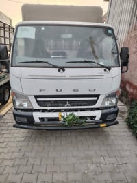 كنتر موديل  ٢٥  طول ٥ متر ماشيه ٥ الف مرقمه وكامله دوشمه جنلات بدي مغل...