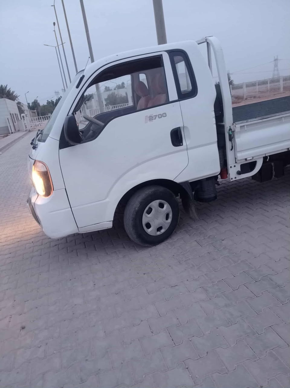 السلام عليكم
كيا حمل 2015 بأسمي سنويه لنهايه ال 2026

 سياره نظيفه تخم تاير 14 الحجم الجبير 

 محرك 

گير  

شاشه 

المكان الديوانية الشافعيه 

السعر 105 بيه مجال بسيط 

رقم الهاتف *********** 
متواجد خاص
