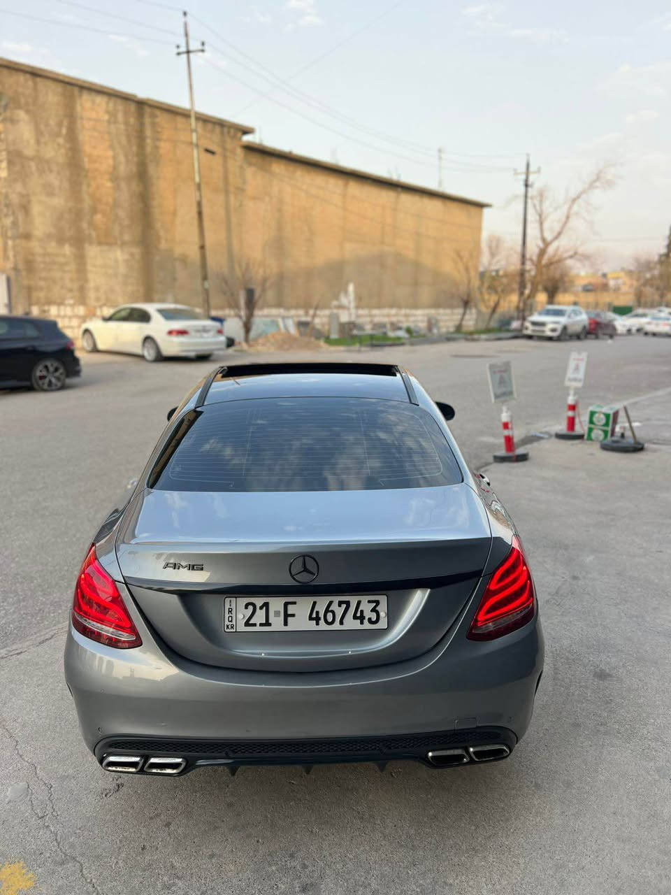 ﷽
                           MERCEDEZ C-CLASS C200 2016
▫️مارسيدس C200 موديل 2016
فول مواصفات ١/١   زمان دولي خليجي
صفر شريكه BCM
~~~~~~~~~~~~~~~~~~~~~~~~~~~~~~~
مكان🌇: سليماني                    
تليفون☎️:***********
~~~~~~~~~~~~~~~~~~~~~~~~~~~~~~~

▫️محرك اربع سلندر  تيربو محرك مرغوب اقتصادي 
🔹گير و محرك بشرط بدون صوت بدون صرف و خلل 
بشرط بس مفتوح 
🔹ماشية 140الف ميل حقيقي بشرط
🔹بدون صبغ 
🔹بدون بارد و بدون شخت و بدون رصعات 📦📦
🔹سيارة حيل حيلوة جديد

▫️مواصفات
( بصمة - فتحة - داخل بيجي - رادار - شاشة كبير - گيجات ألكتروني -  دبل ماوس - صندوق شفت -  كشنات جلد - كشن تتفيئة - كشن و ستيرن كهربا و خزن - نيزامي ئيكو و نيزامى سبؤرت و سبورت پلاس - تبريد مركزي - لايت ليد و عدصات - مراي شفت - ڤوليوم لمس - بعد هواي مواصفات )

▫️اربع طاير و ويل بيلادي جديد بدون مصروف
🔹تاير و ويل بيلادي شريكه 
🔹بسميً السنويه بشرط تحويل و خرامه
🔹سياره مابيها دينار مصرف كامل من كل نواحي

◽️نظافه ١٠٠٪؜ كامل سيرفس بدون نقص و بدون مصرف سياره اي نقص مابيها 
تاير و ويل بيلادي شريكه 

نفسي يوم /تحويل و كاله حاظر
مكان / داخل سليمانيه🌆 السليمانية, العراق
