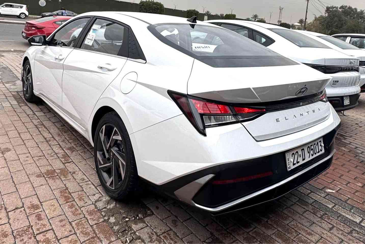 السلام عليكم من رخصة الادمن النترا 2024 تجميع صيني رقم اربيل تحويل ثاني يوم ماشية 40 
فول السيارة واحد. على. واحد
مواصفات السيارة 
فتحة سقف 
 بصمة ابواب وبصمة تشغيل
ويل كب 17
اشاير بل المري
لايت لد
  حساس امامي خلفي 
شاشة كامرة اصلية مري شفط
لا يت 3عدسات
كشنات جلد 
كير. طيارة
تبريد خلفي 
تحكم ستيرن
كروز سرعة
مكينة 1500دبل نوزل 
السيارة جديدة كلش للبيع فقط السعر 138 ورقة بيها مجال بسيط حق الجية للاستفسار *********** مكاني بغداد الشراي يتصل غير متواجد عالنت بغداد, العراق
