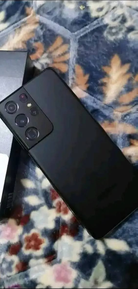 السلام عليكم للبيع
***********
كلكسي S21التراا
ذاكره 128
ملاحظه .. الجهاز نسخه امريكيه  
خطين مو خط
السعر 280 
نضافه فول. 
بدون ملحقات 
عليك العباس لا تكلي تعالي اني مكاني عفج تريده تعال وبيك خير وتدلل حتى الكروه انزله الك من الجهاز وبدل الالفين انزلك 10
